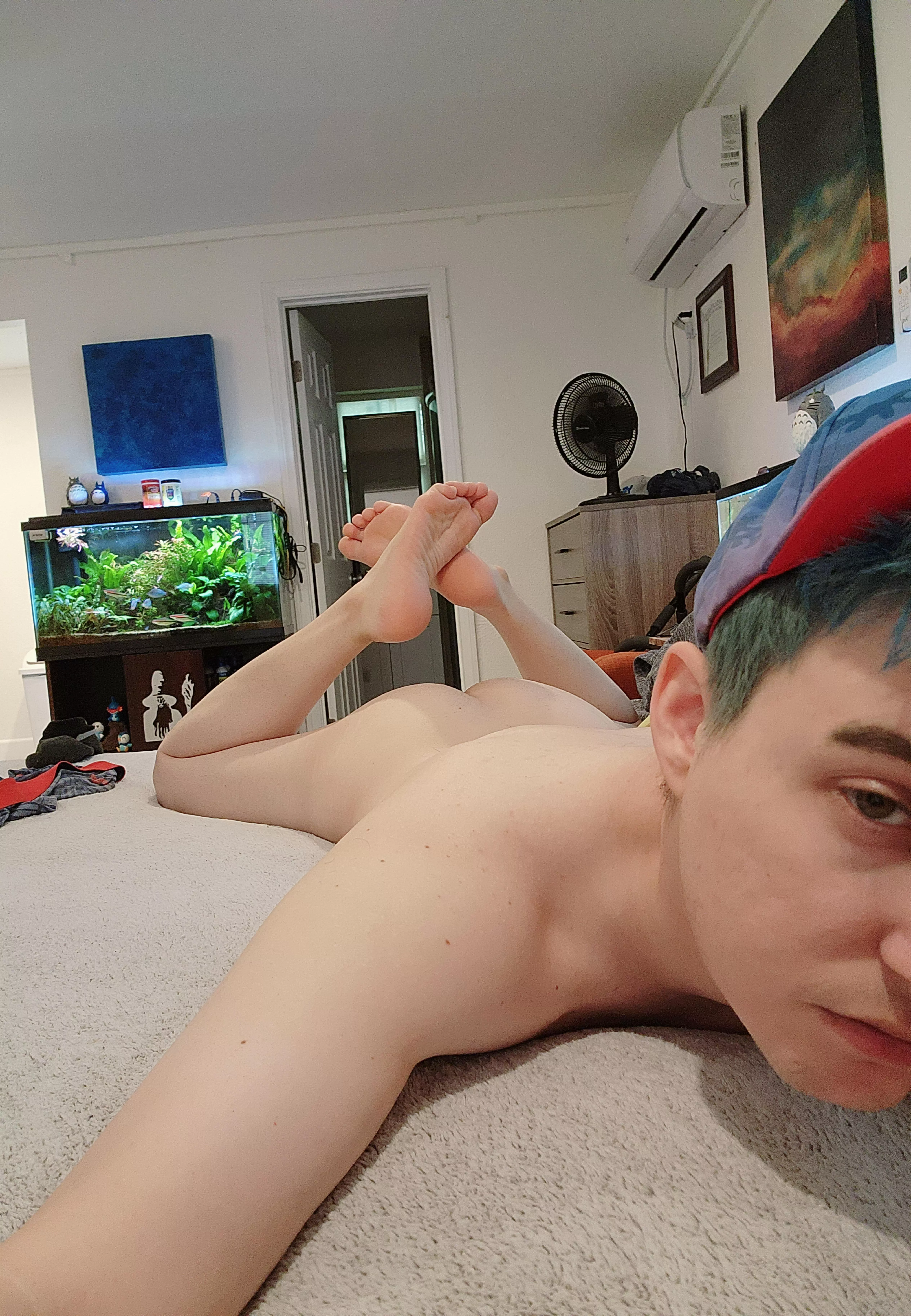 How about you pause that game and play with my tight hole instead 😘💦 posted by Vorsino