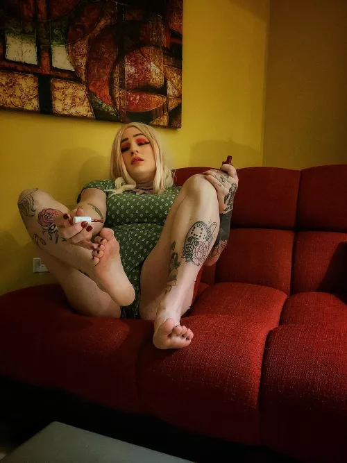 I get horny when I paint my toes. 🏳️‍⚧️💗 by nataliahazewashere