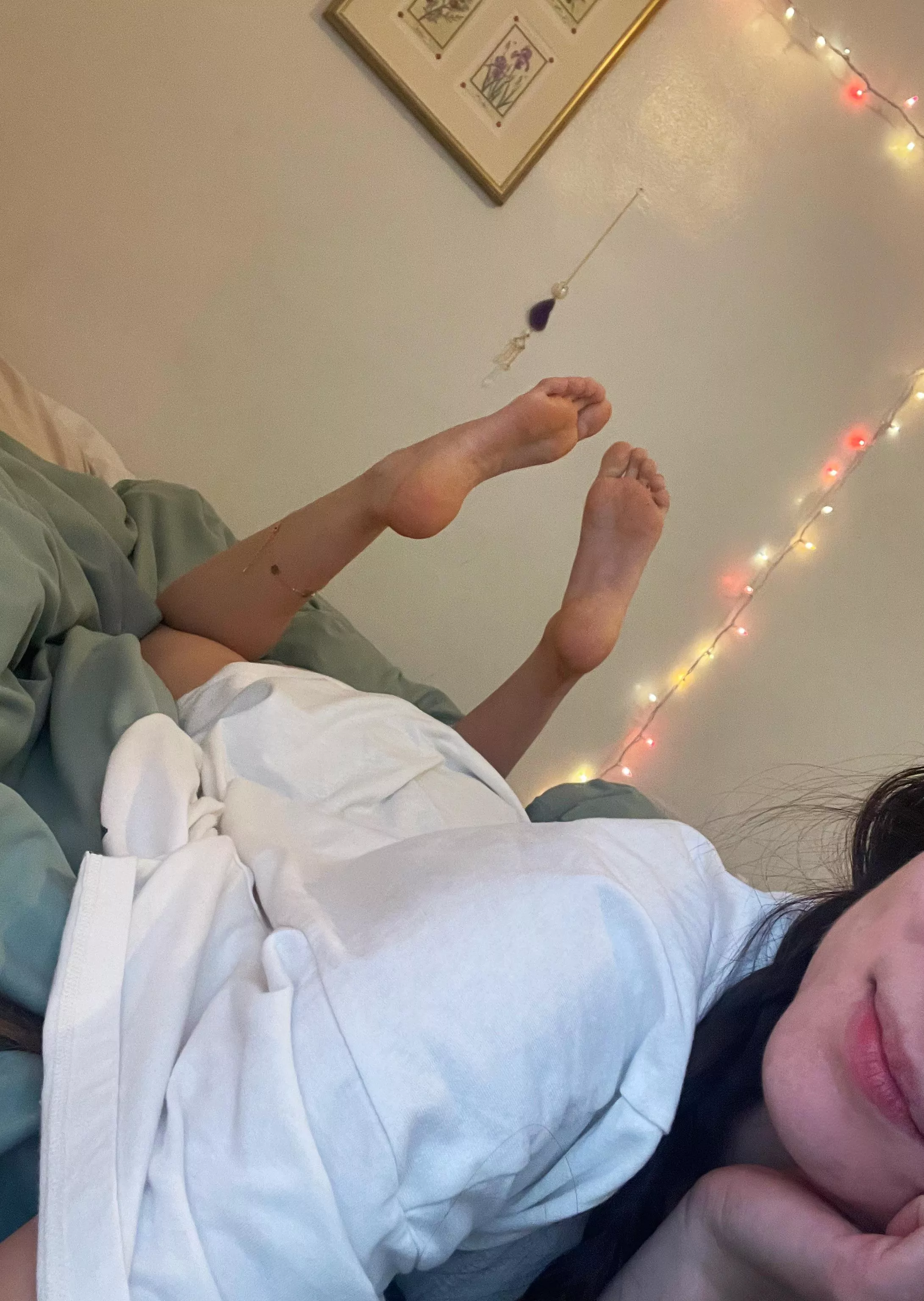 I wanna be lazy this weekend… wanna join? 😉 posted by janec00k08