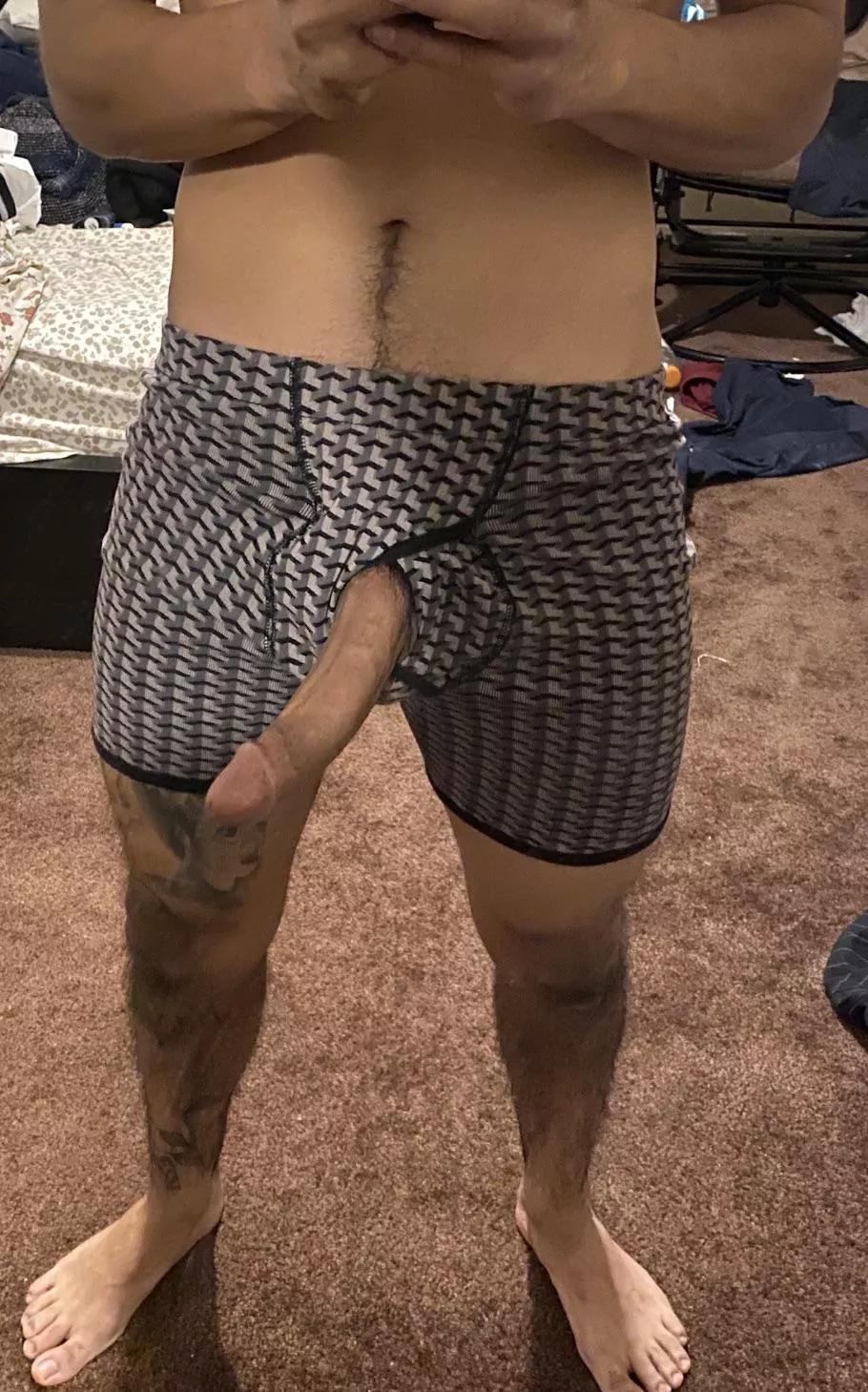 I’m 5’4 120 with a massive cock posted by Hungboy619