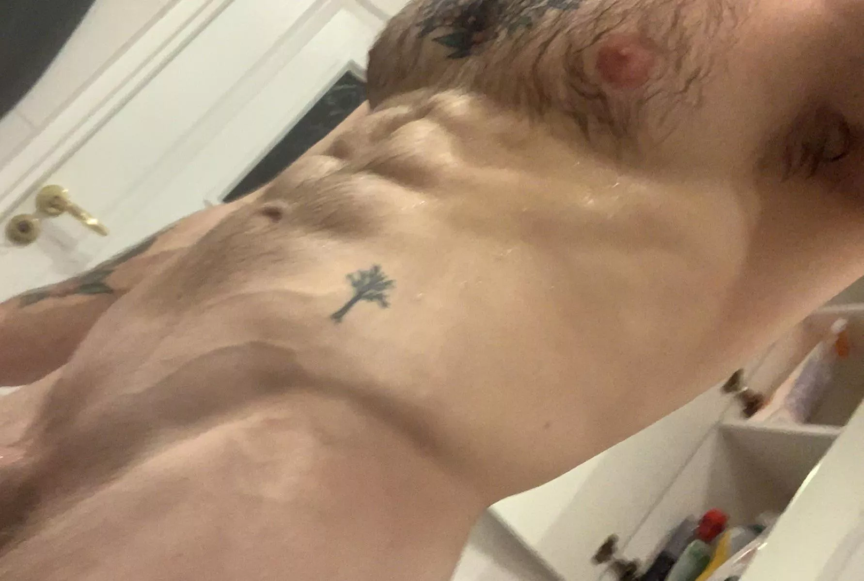 Is it a good pic? Want to send it to my crush posted by haael12