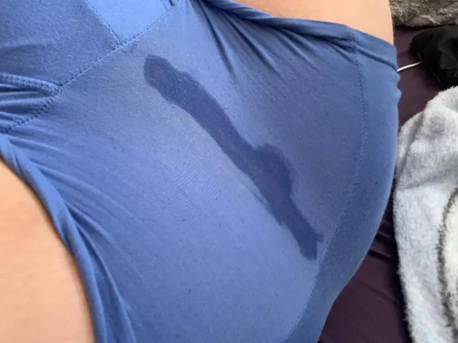 it feels so good cumming in my boxers >\\\< by slimy_twink