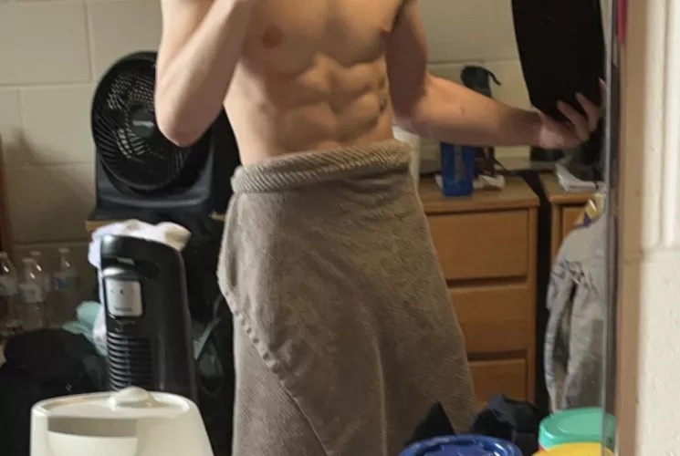 [m] Should I cut or keep Bulking?? by NicksCloset