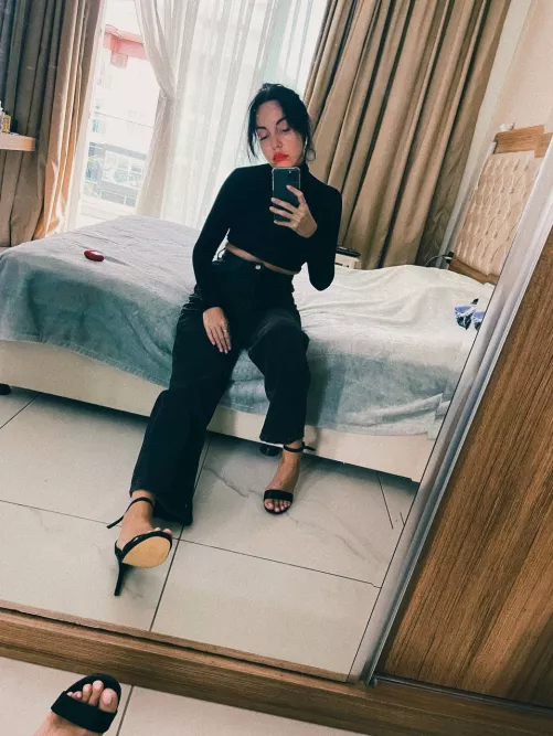 my everyday outfit by Brilliant_Poem_1526