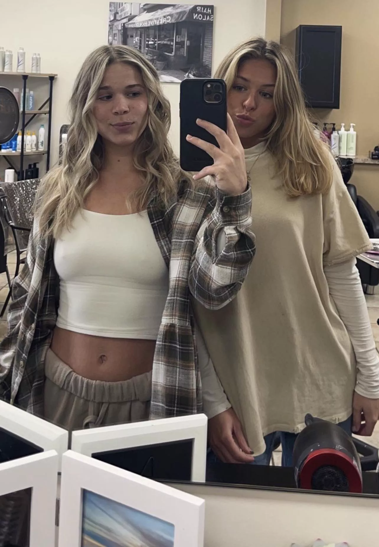 Peeking through IUTR posted by hungshare