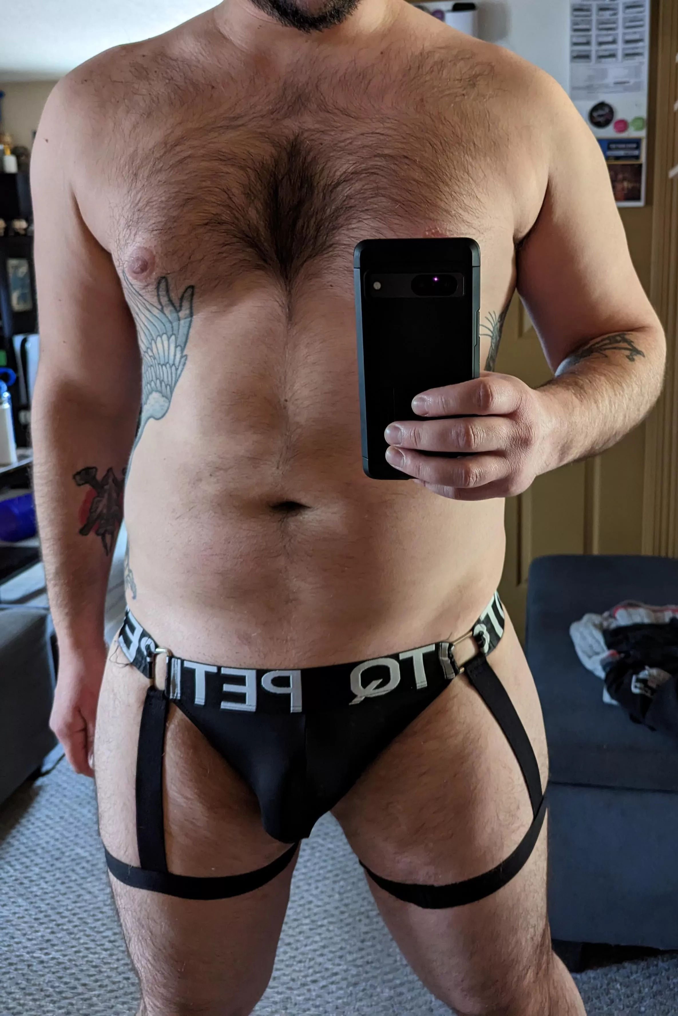 Petit Q is so comfy posted by battery_toy