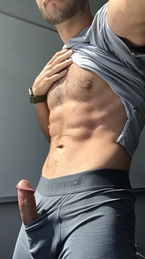 Pinch me by secretnooddood