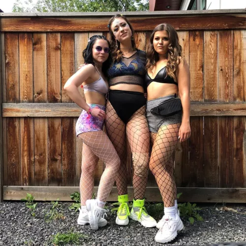 Ready for a rave by Boywhowantstobefem