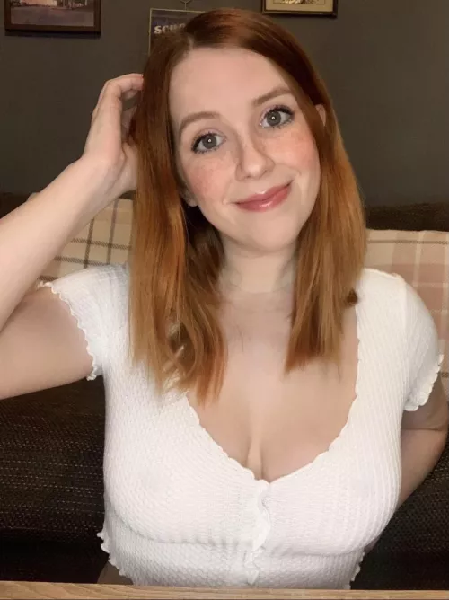 Ready for the weekend. Video games and snuggles 💕 [F] by snildeep