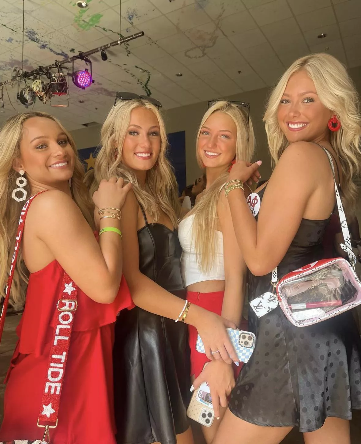 Roll Tide posted by dailydoseofdimez