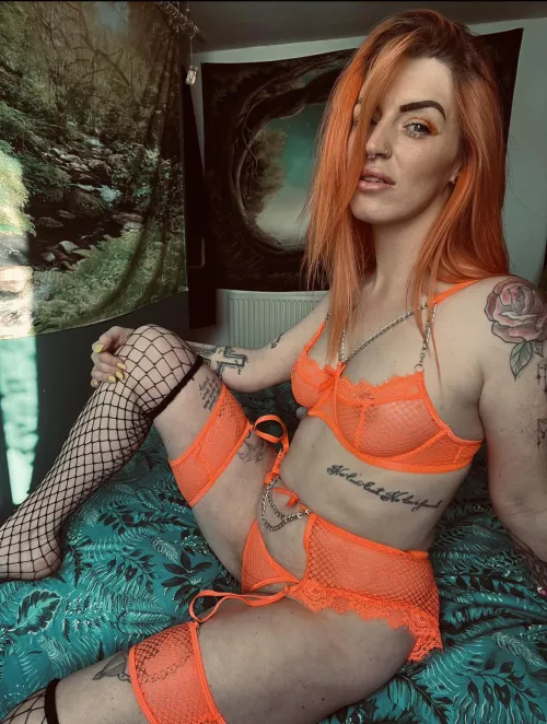 Want to spend my Saturday getting wet over you by Miss_poison_ivy