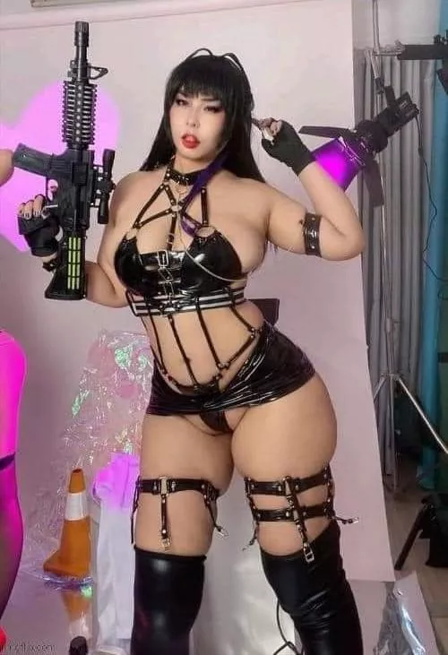 Who is this? posted by barbadosque