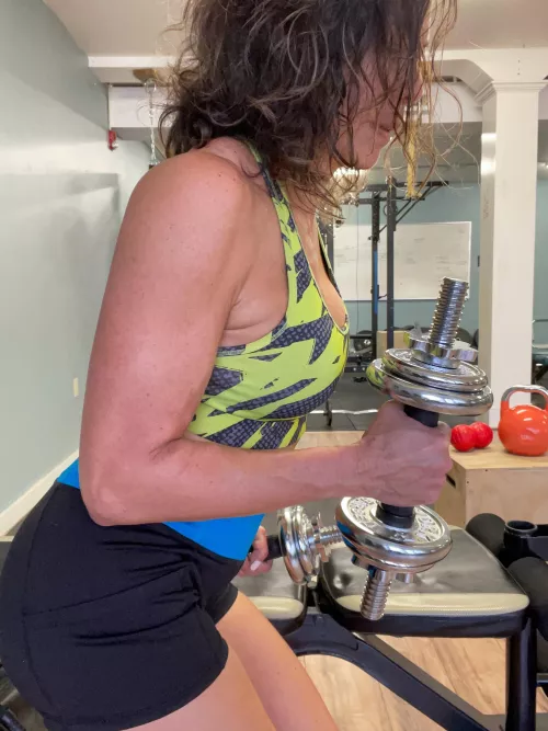 Working on arm definition 💪🏽 by amorboudoir