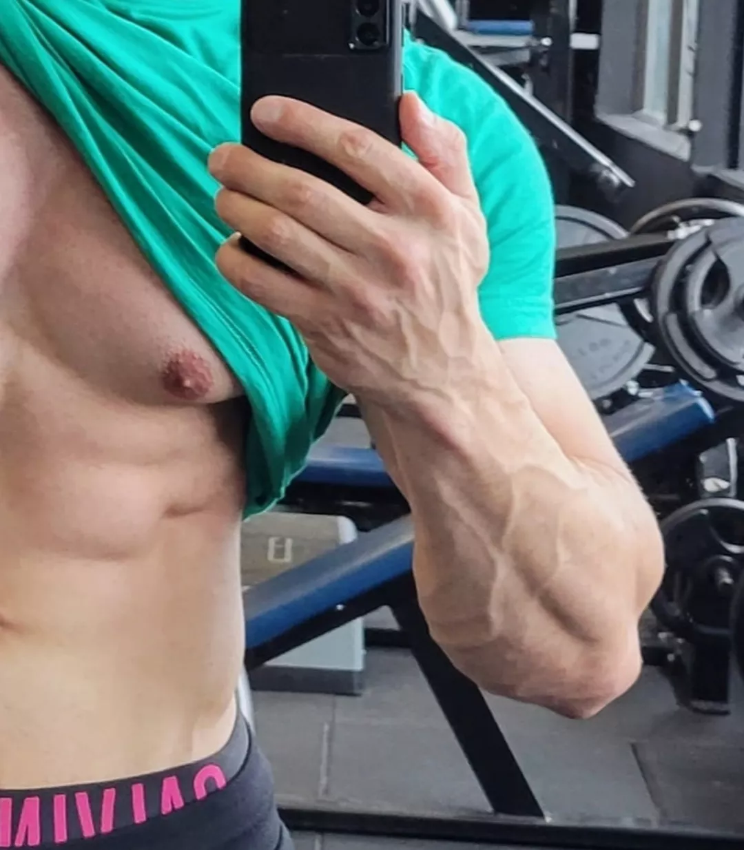 WORKING OUT 😁💪🏼 posted by John_fitness91