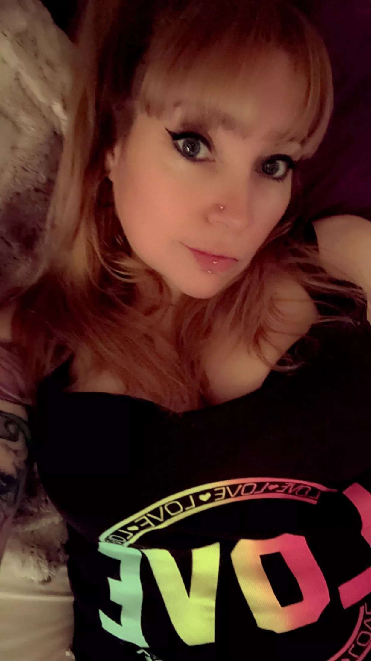 Would you come and lay with me? posted by Lexi_jade27