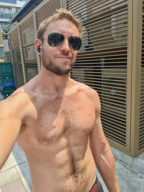 Your beach boy wishes you a good weekend ! (32) by BenUKfriendly