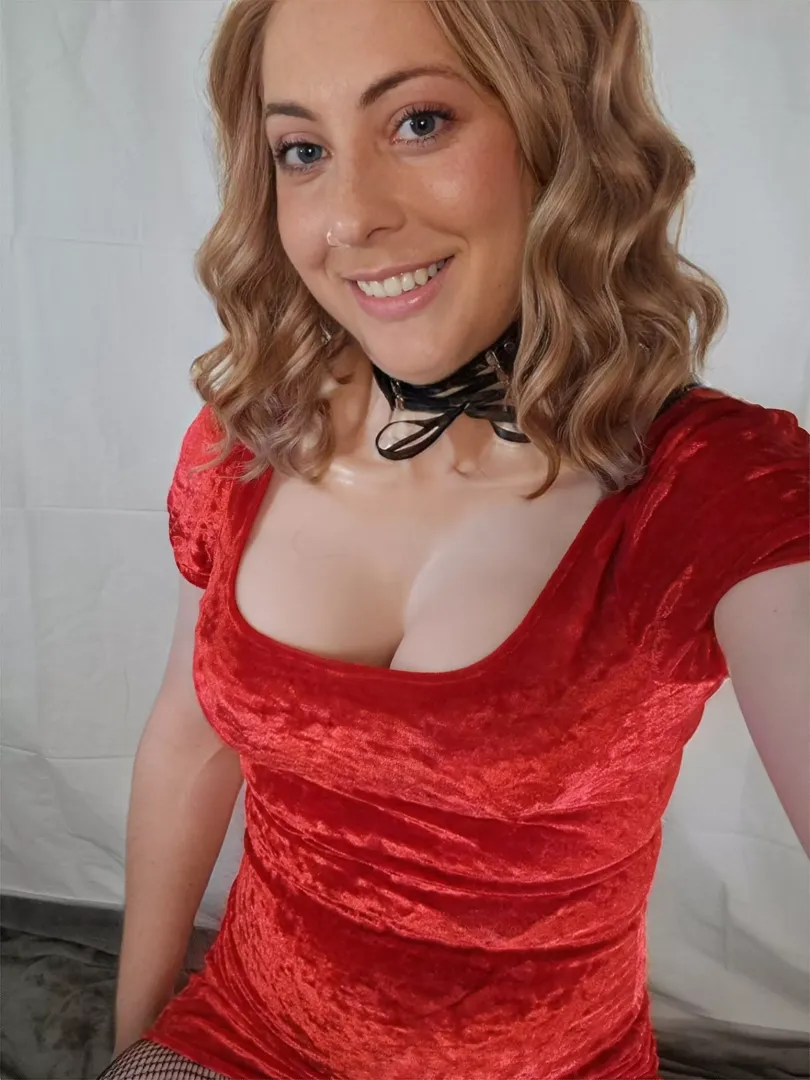 After 3 years dressing, I finally feel like I have reached a good level by BDSMPony