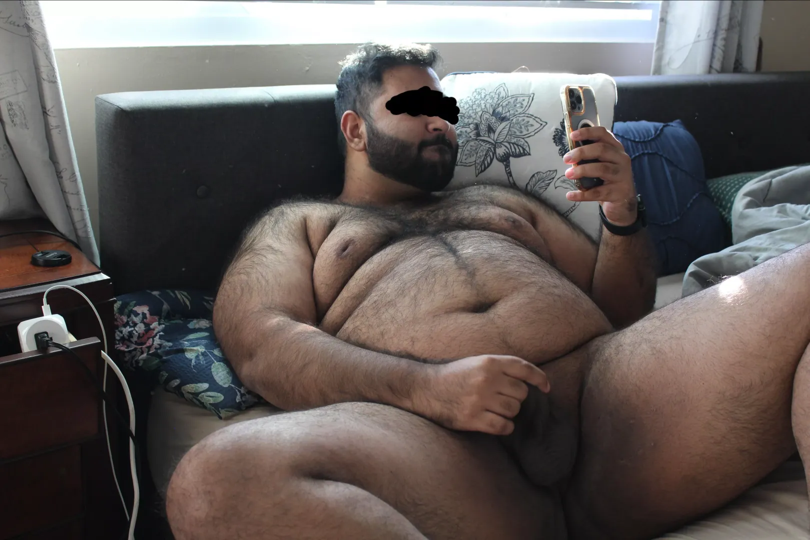 Any service tops into big hairy brown boys? ;) posted by BearCubbyNY