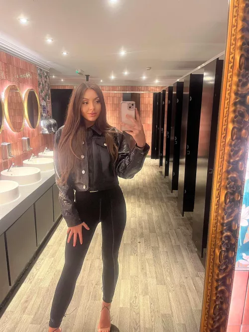 Argh I love wearing my see thru Leggings by Historical-Pin7266