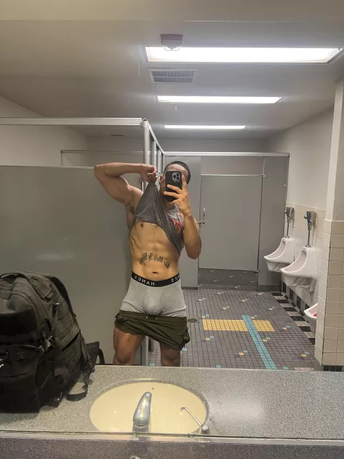 Bathroom and pit smell by KingAdonis06