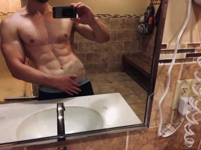 Chat [m]e ladies by Plump__Penguin