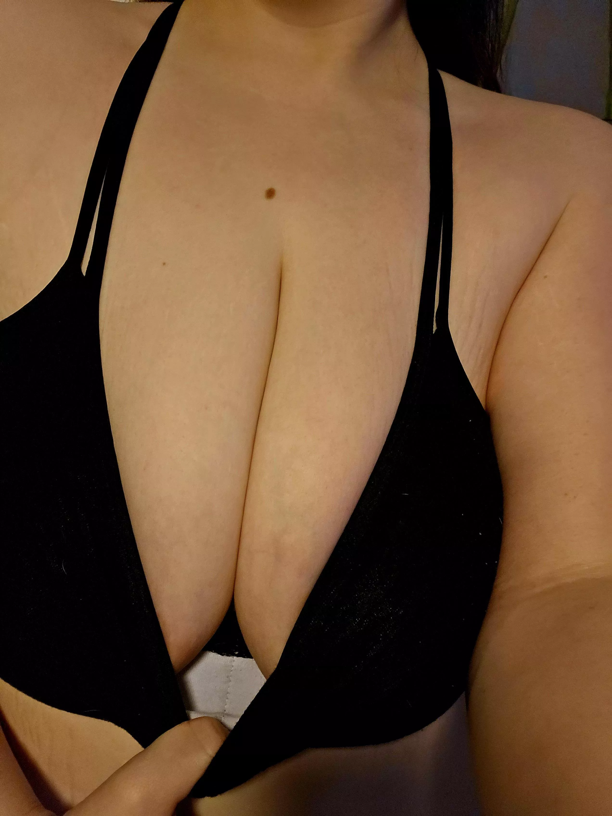 craving your cum on them 🤤 posted by Racoon-Queen