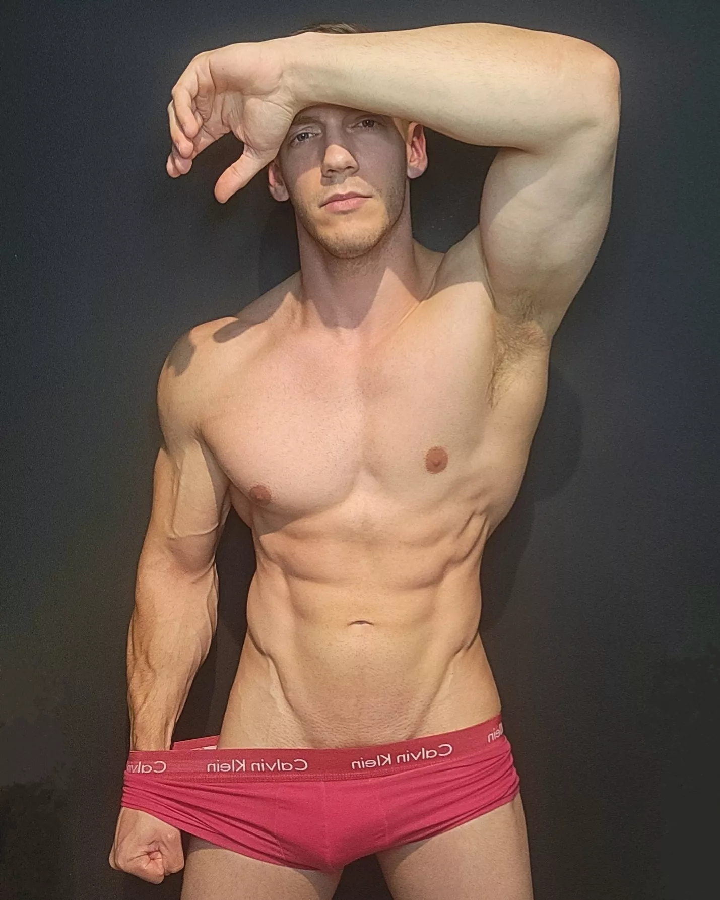 Cum get a taste 👅💦.. posted by John_fitness91