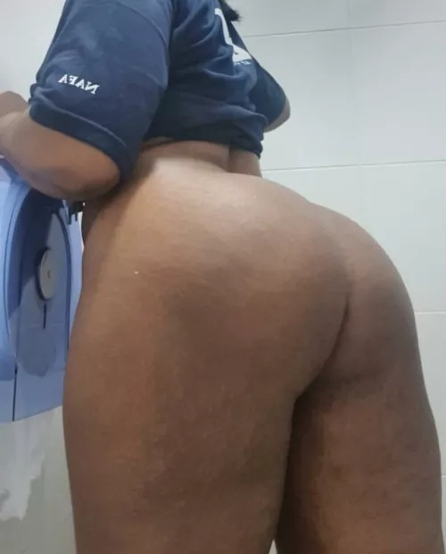 Do cumtribute video for me🤗🤭 by WrongdoerPretty4279