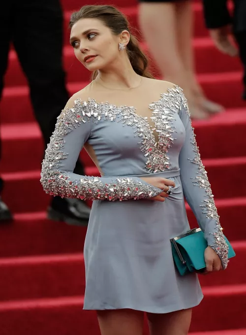 Elizabeth Olsen by Flophave