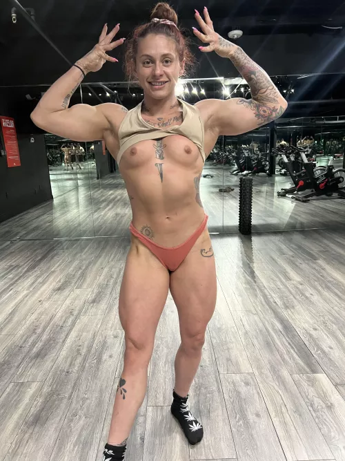 Got banned from this gym for takin nudes😆🥲 by mila_armani_1