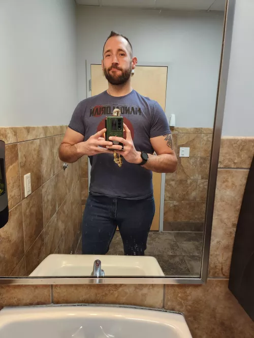 Happy Sunday beautiful, I'm so glad you're here. by Ok-Property-2949