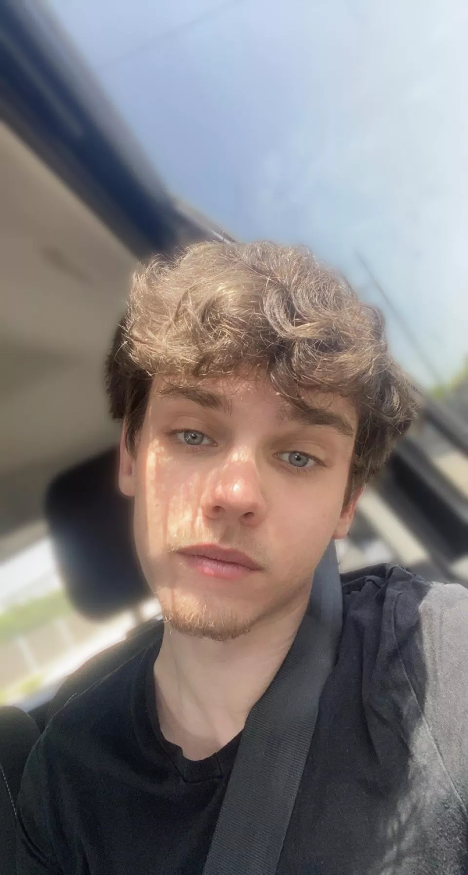 Happy Sunday to y’all posted by YourHotBoy8