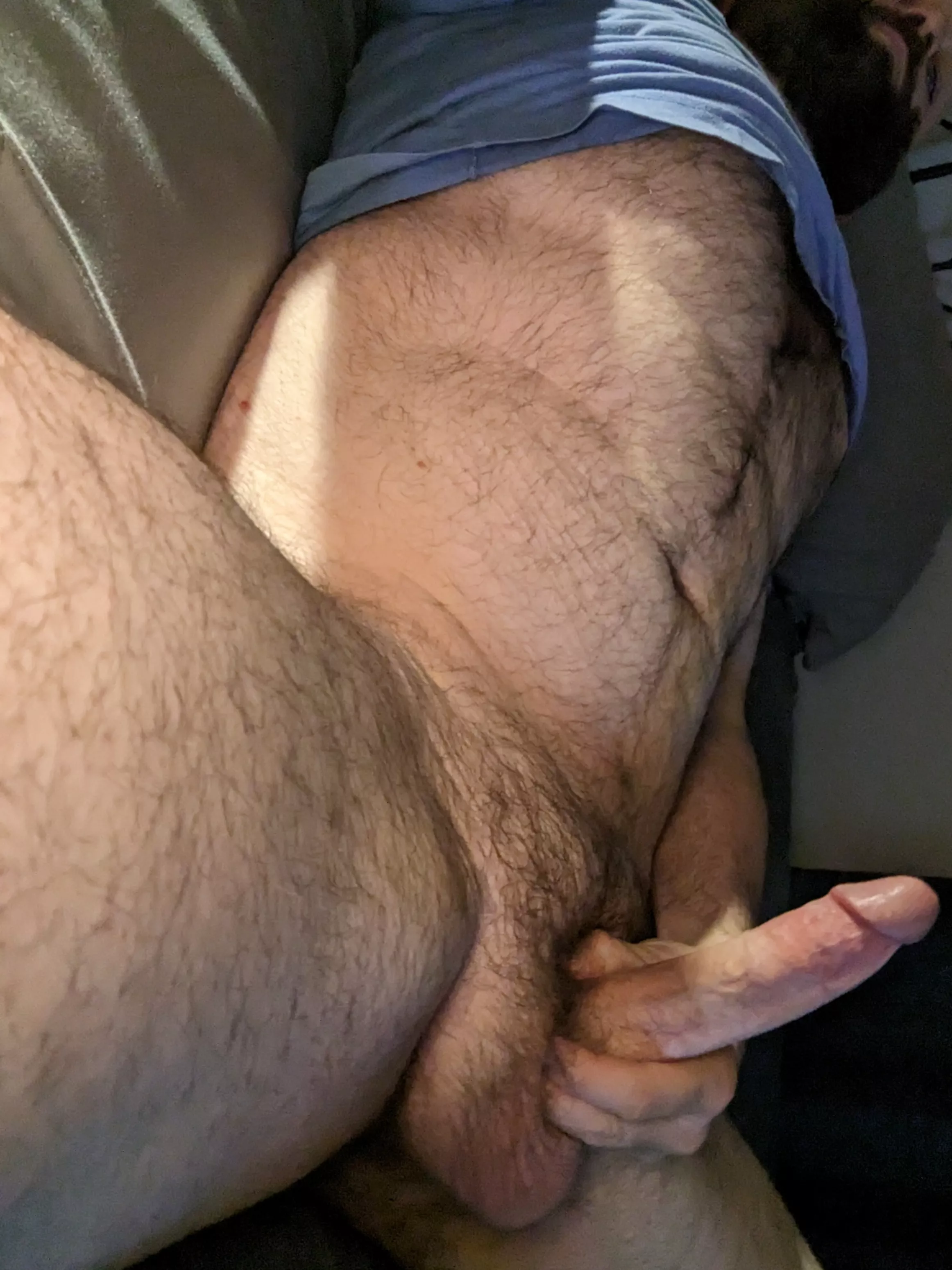 Hard chilling posted by nxnw69