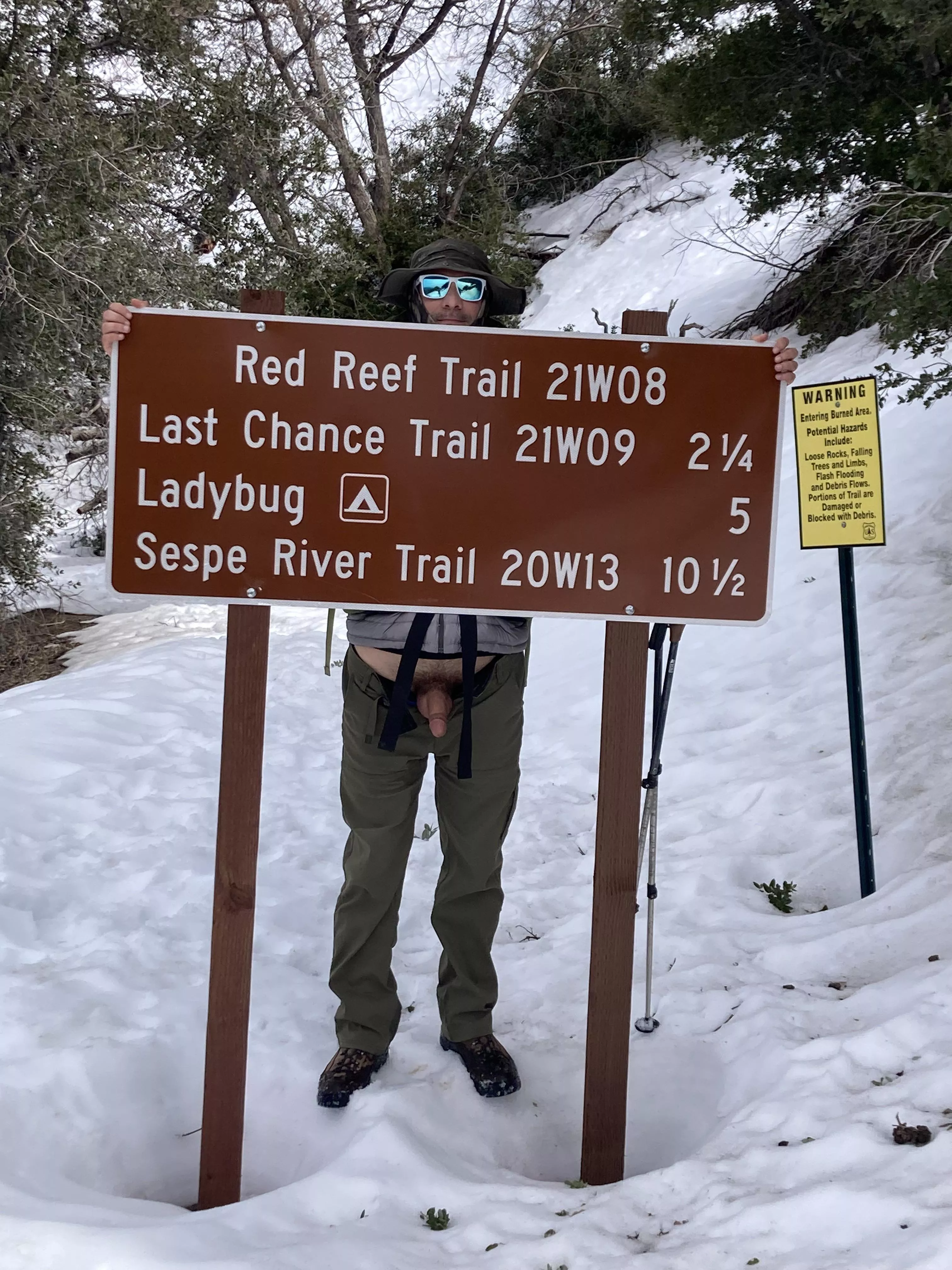 Here to give directions 🙃 posted by studfinder69