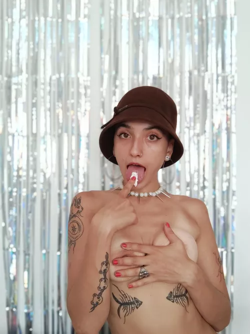 Hi love by esmeralda_420