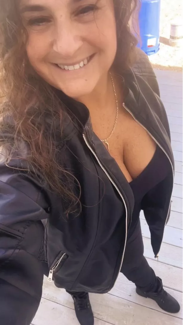 I'm older (52), but my experience will rock your world! Enjoy your day! posted by Dilligaf908