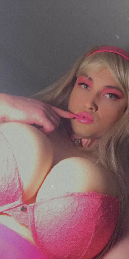 I’m straight promise by sissynikkibimbo