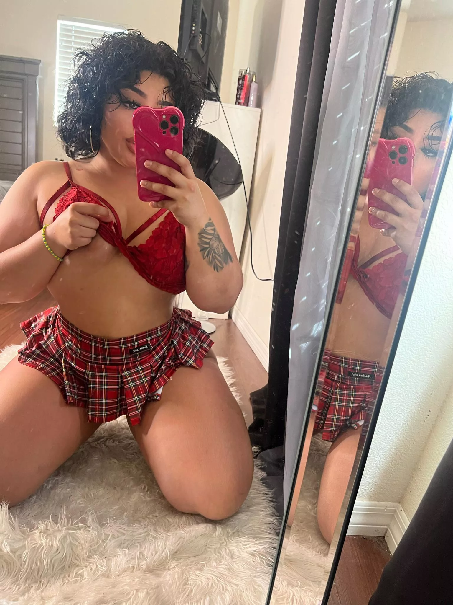 Is my hair short enough? :) posted by deadsharkz