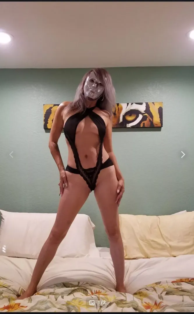Latina Milf What Do You Think? by Horrorfreak_83