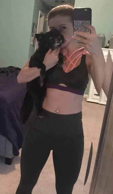 Let’s try this again. Sunday snuggles and then the gym :) posted by PostingMyGymProgress