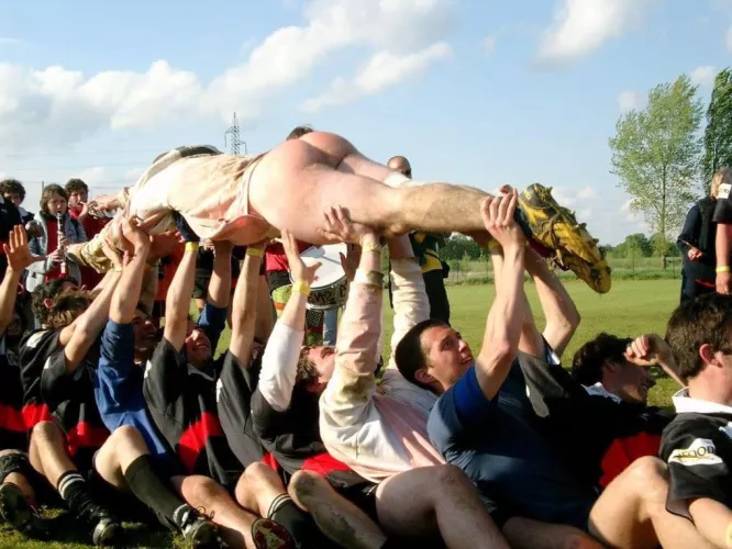 Pass the potato by Shootyourshots