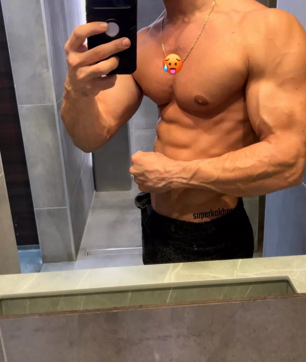 Pump after sauna🔥 posted by superKoKhero