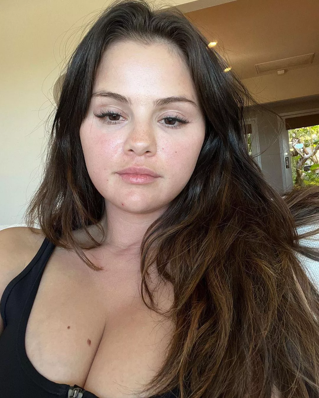 Selena Gomez gorgeous makeup free, All natural beauty posted by jaytaylor_vdult