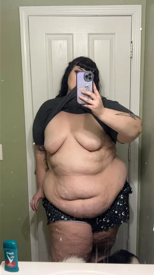 Stuff me so I get even bigger?🥺❤️ by BigGirlHex