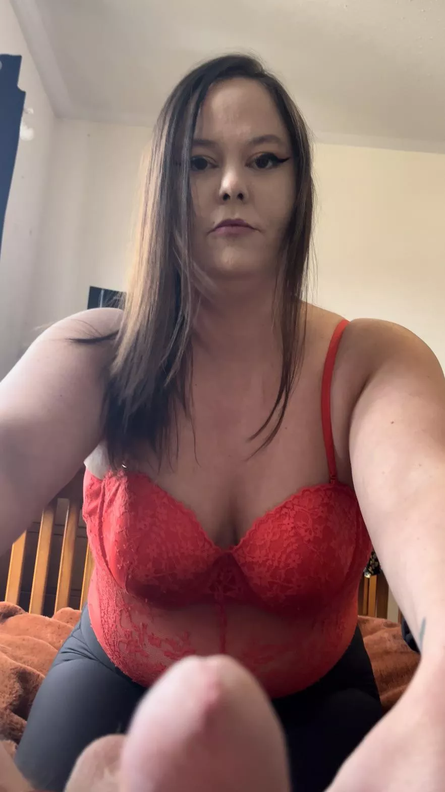 Turning dirty 30 and getting close to nearly 30 dicks👸🏻 posted by KeelyMilfe