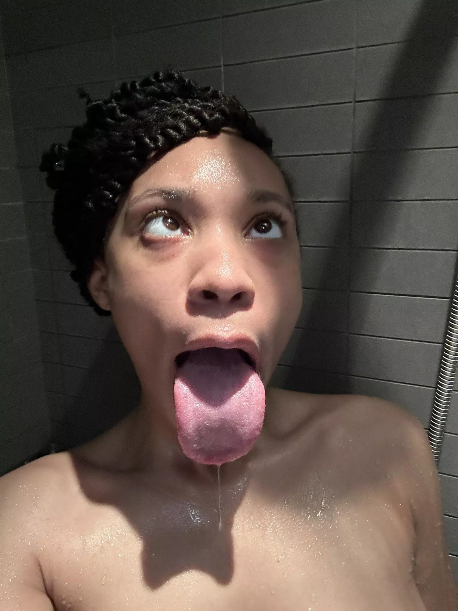 When the tongue comes out, get cumming! posted by acqua_ahegao