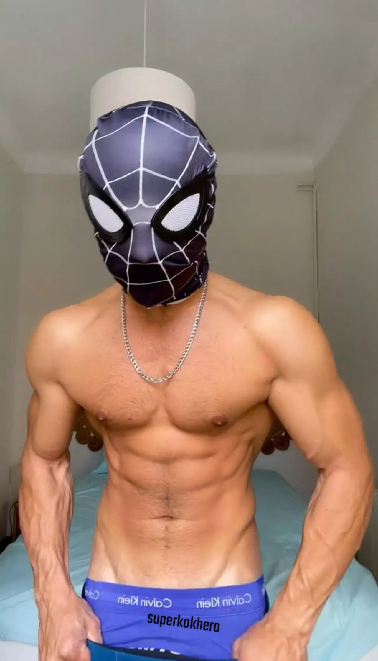 would u worship my powerful arms? posted by superKoKhero