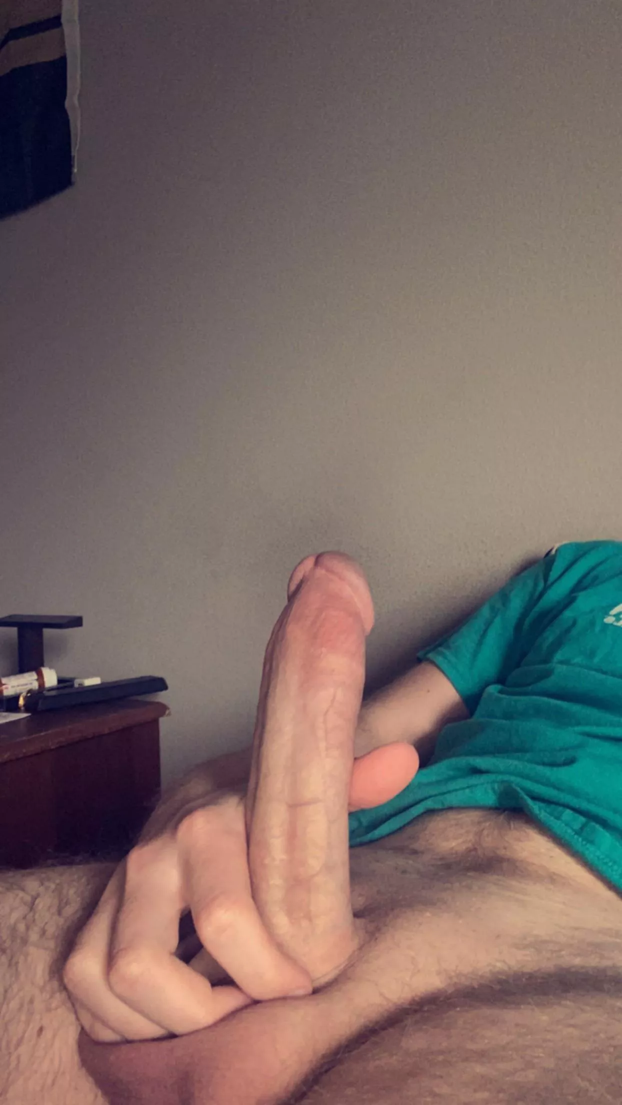 24 bi hung, looking for other hung guys with gfs/bfs to trade & remix, cucks welcome too snap brd212 posted by brd212