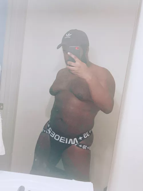 Anybody wanna go live rn with a horny black bear 🤤🤤😈🥵 by TBuxaplenty