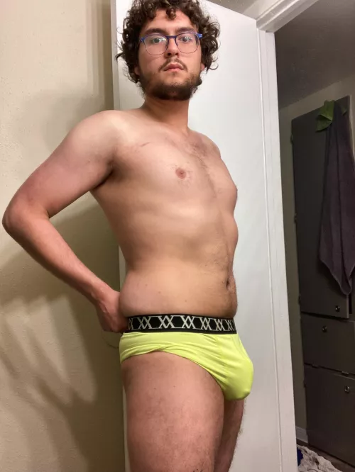 crazy about my bulge 🤪 by honamp